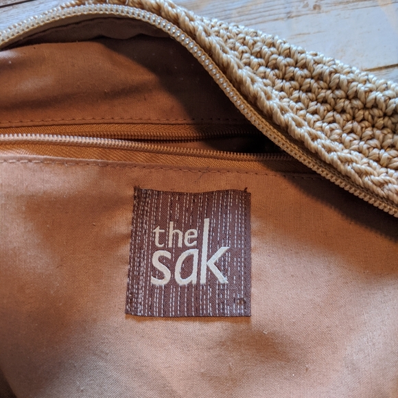 The Sak Woven Shoulder Purse - Picture 5 of 7